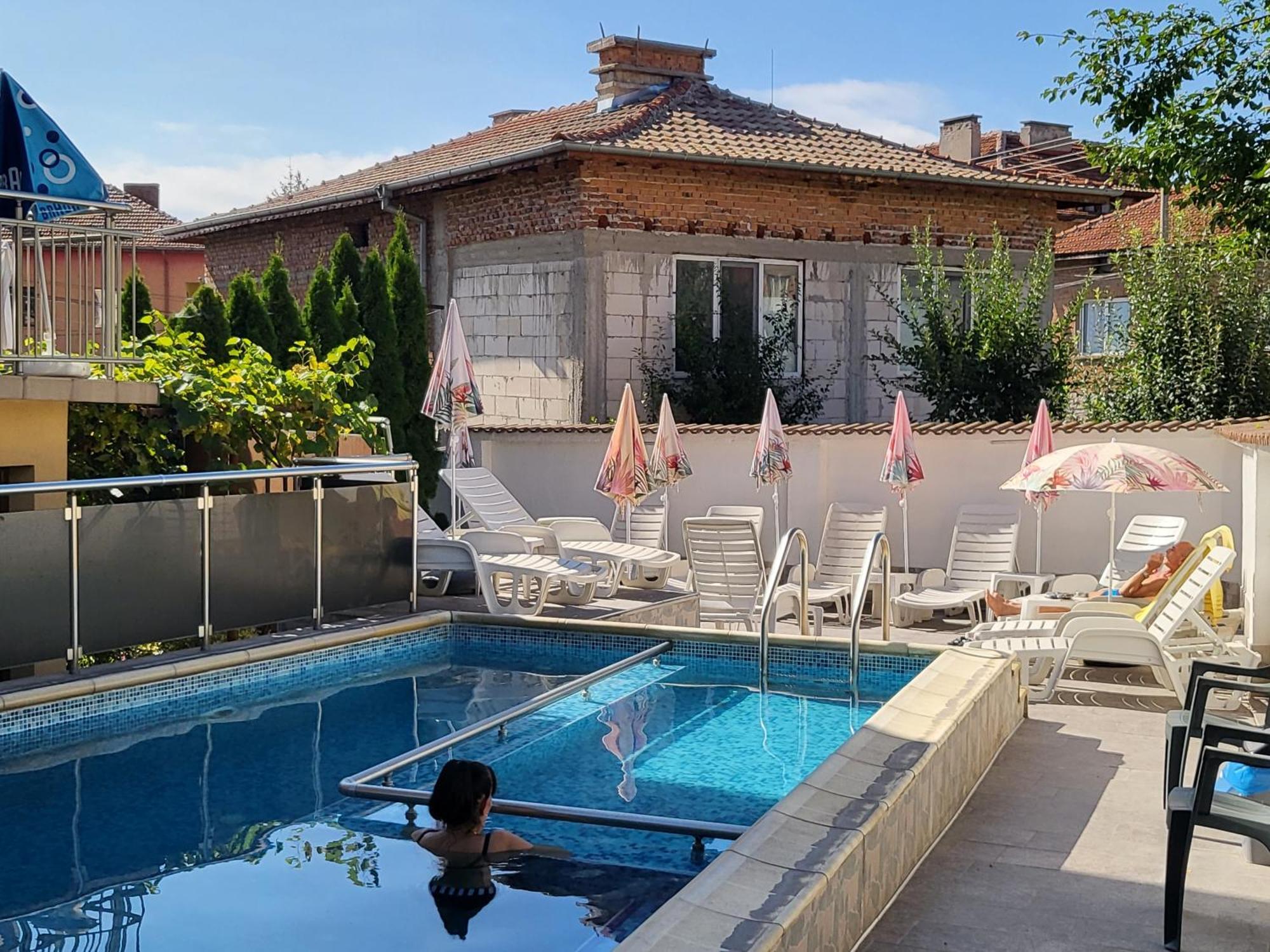 Family Hotel Dalia Velingrad Exterior photo