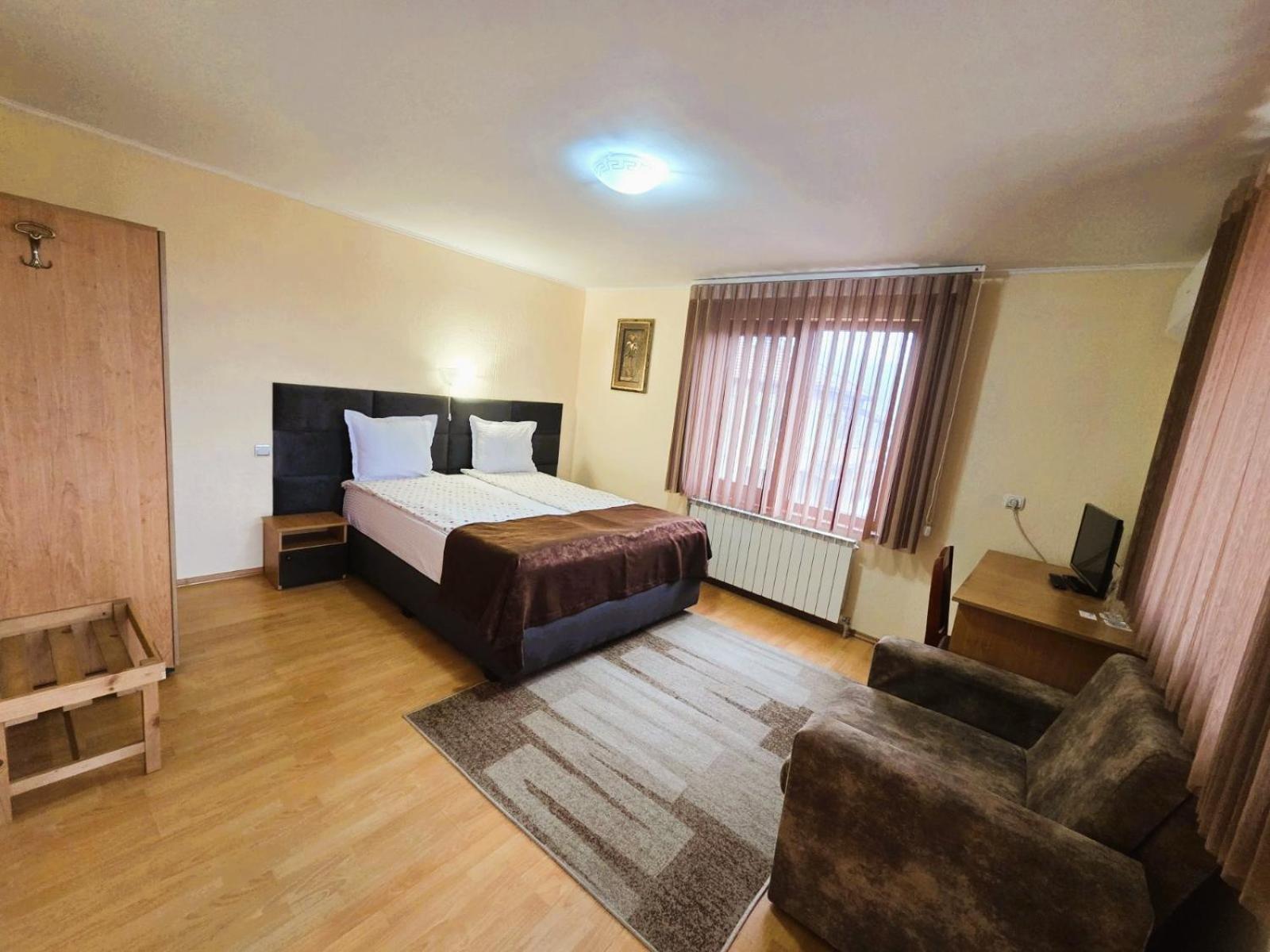 Family Hotel Dalia Velingrad Exterior photo