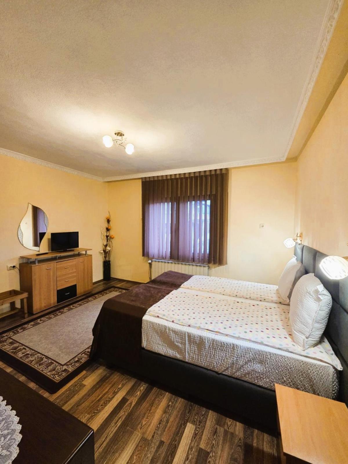 Family Hotel Dalia Velingrad Exterior photo